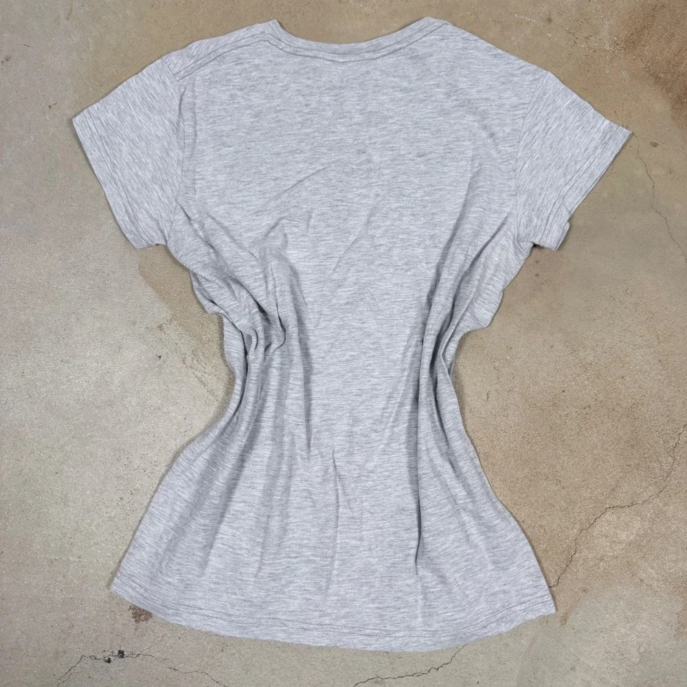 Y2K Nike Women's Gray Athlete Graphic T Shirt Size Large Athletic Fit‎